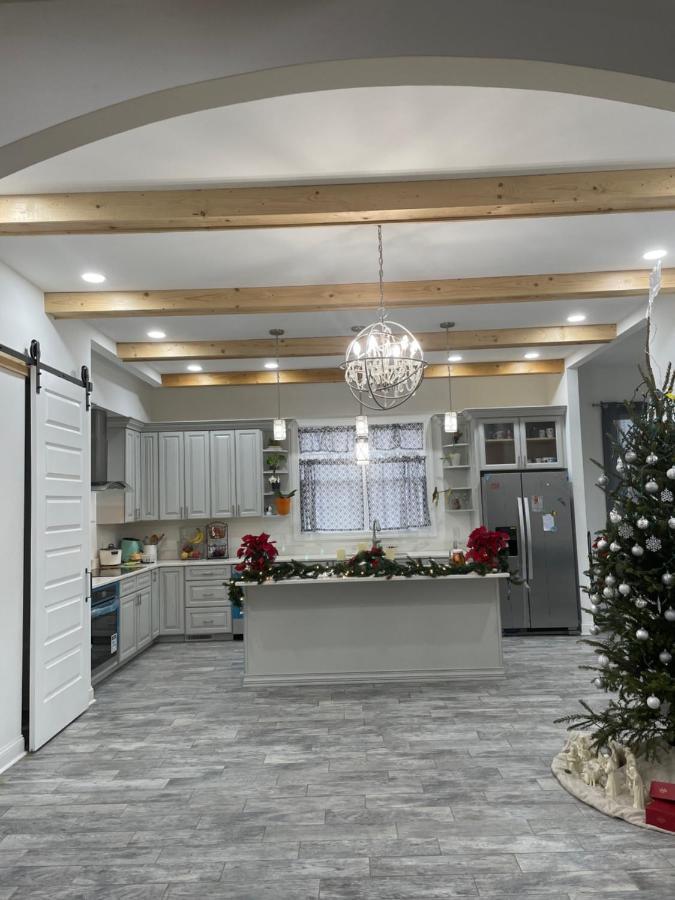 La Casa Grande Hosting Appartement Whitsett Buitenkant foto
